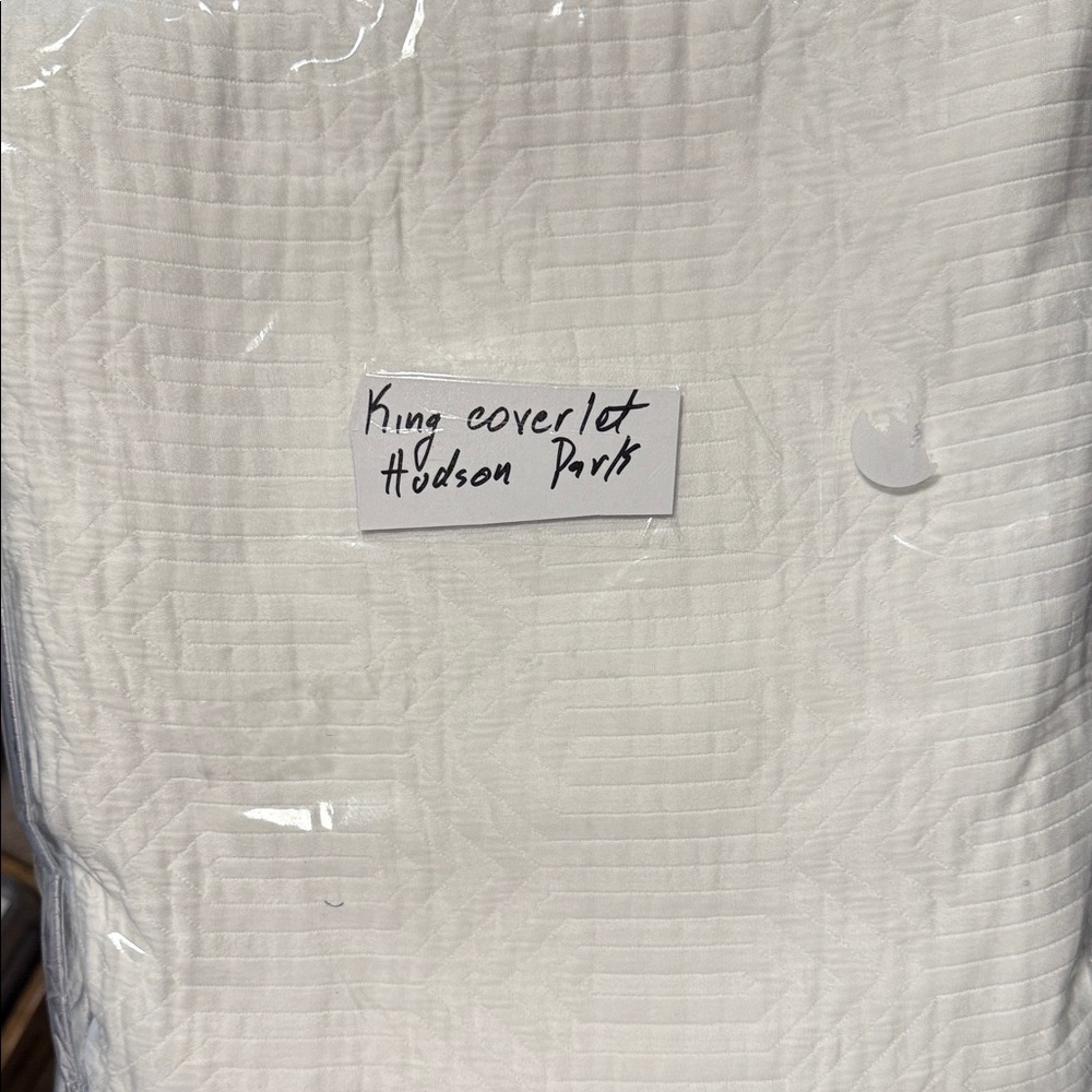 Hudson Park White King Coverlet with 2 Euro Shams